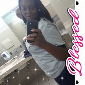 Meet your Posher, Champagne